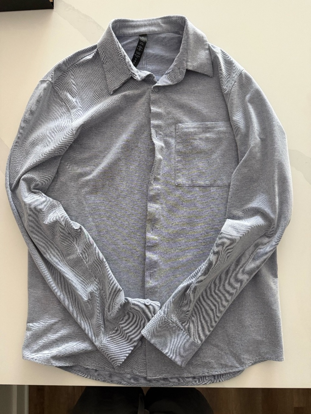 lululemon Men’s Long Sleeve Button-Up Shirt Size M Light Blue Gray